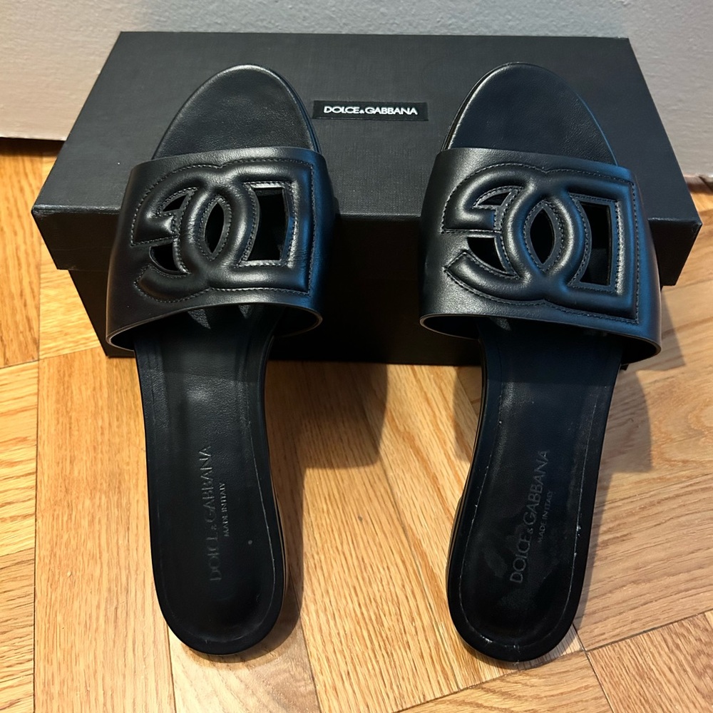 Dolce & Gabbana cutout sandals, black leather, size 38